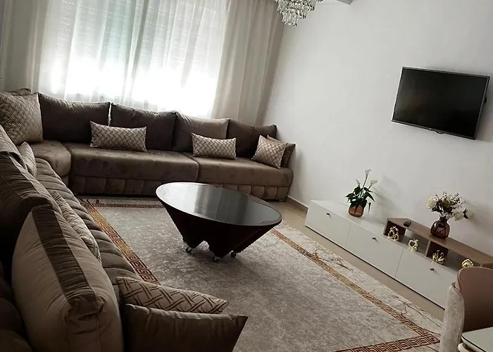 Deluxe Two-Bedroom Apartment
